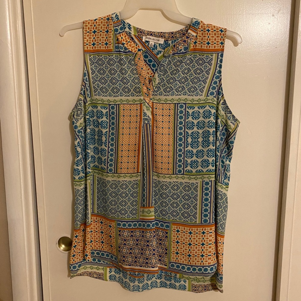 Rose & Olive sleeveless blouse XL